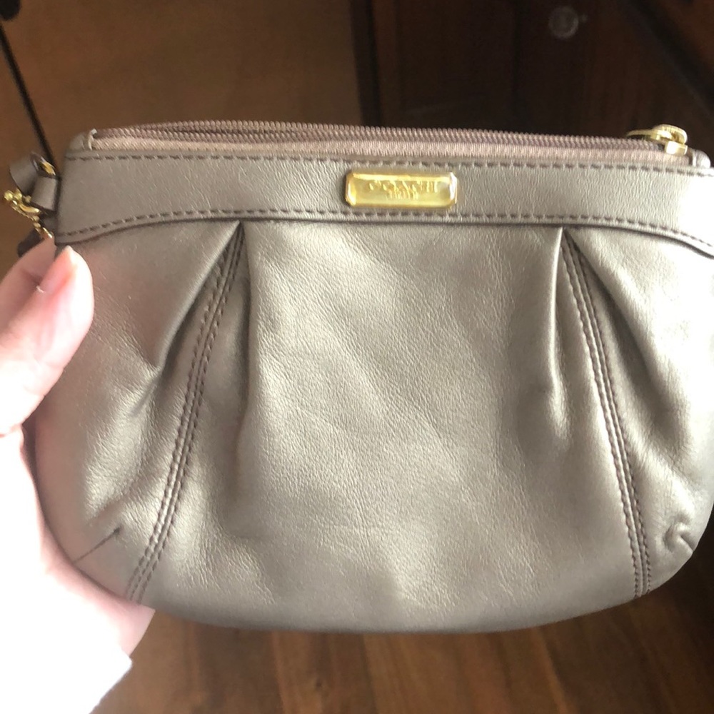 Coach Bronze Leather Wristlet Clutch EUC